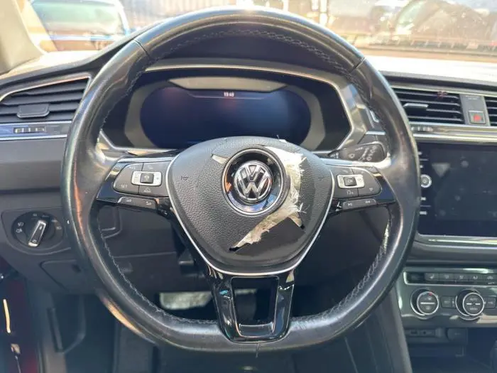 Panel de instrumentación Volkswagen Tiguan