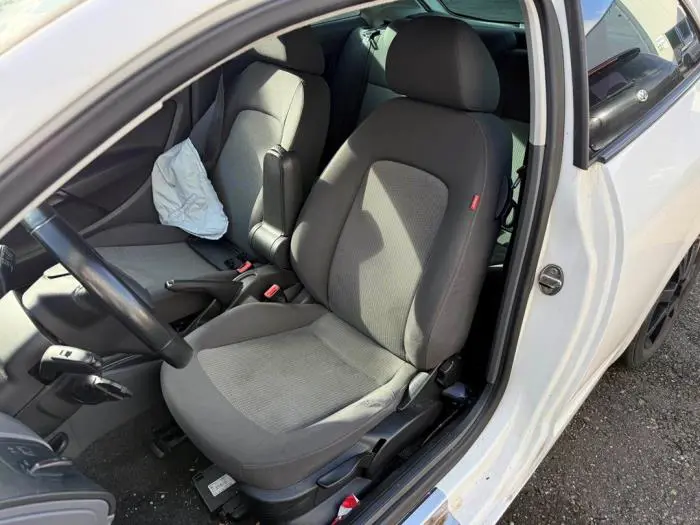 Asiento izquierda Seat Ibiza