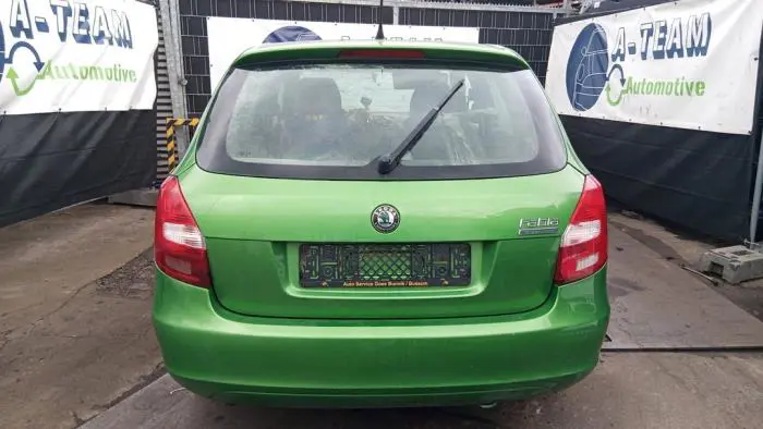 Parachoques trasero Skoda Fabia