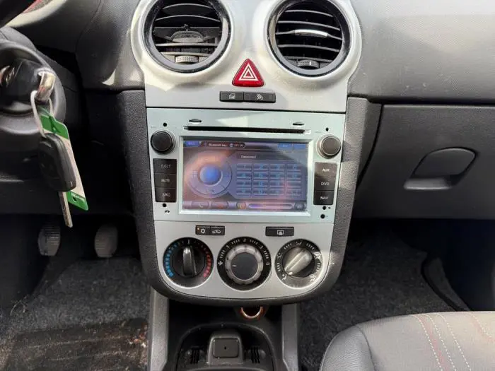 Controlador de pantalla multimedia Opel Corsa