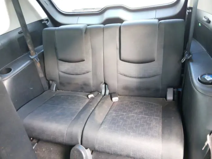 Asiento detrás Mazda 5.