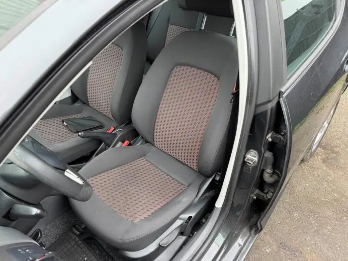 Asiento izquierda Seat Ibiza