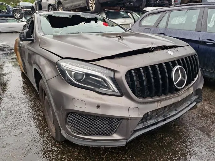 Amortiguador derecha delante Mercedes GLA