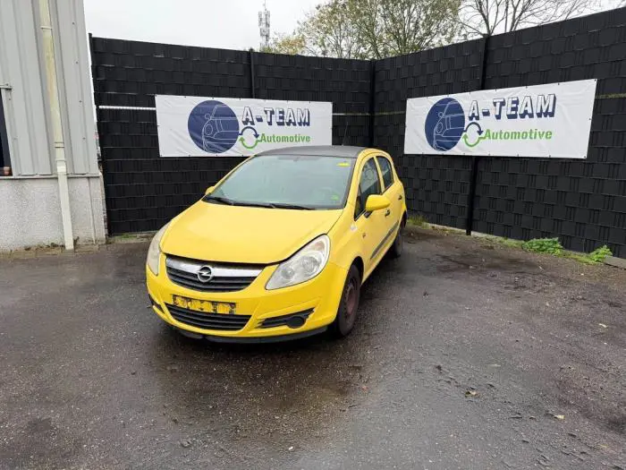 Ordenador de gestión de motor Opel Corsa