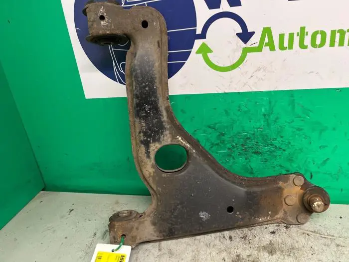 Brazo portante izquierda delante Opel Astra H 04-