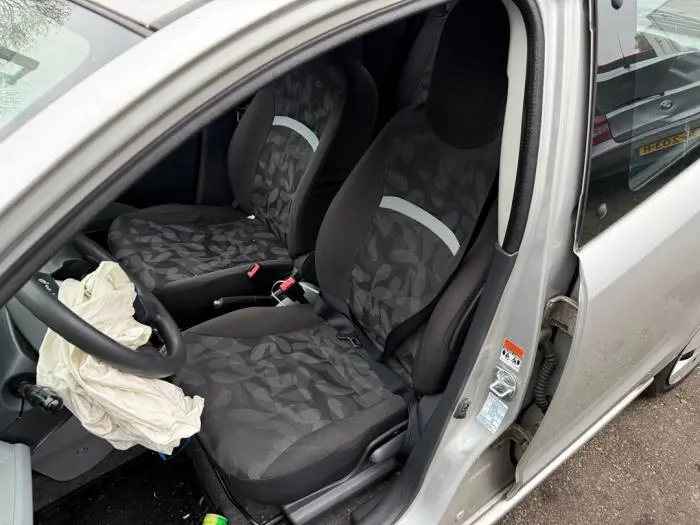 Asiento derecha Suzuki Alto