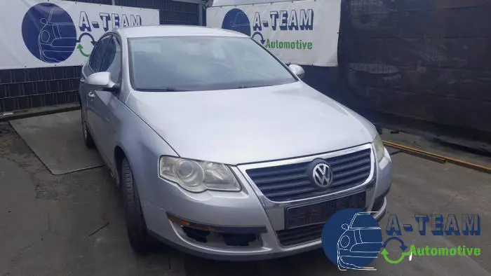 Volkswagen Passat 05-